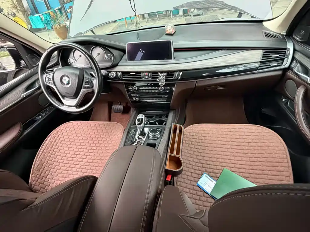 BMW X5 (Import) — миниатюра 7