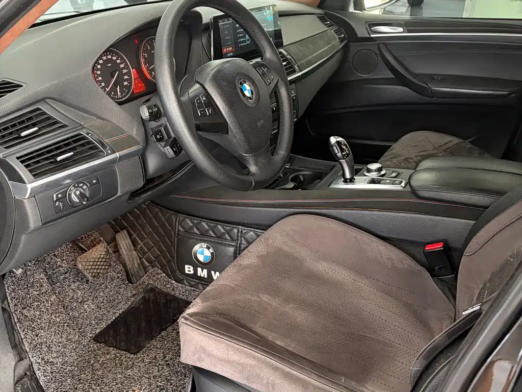 BMW X5 (Import) — миниатюра 6