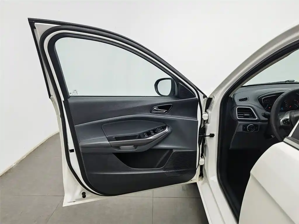 Ford Escort 2017 1.5L AT Fashion