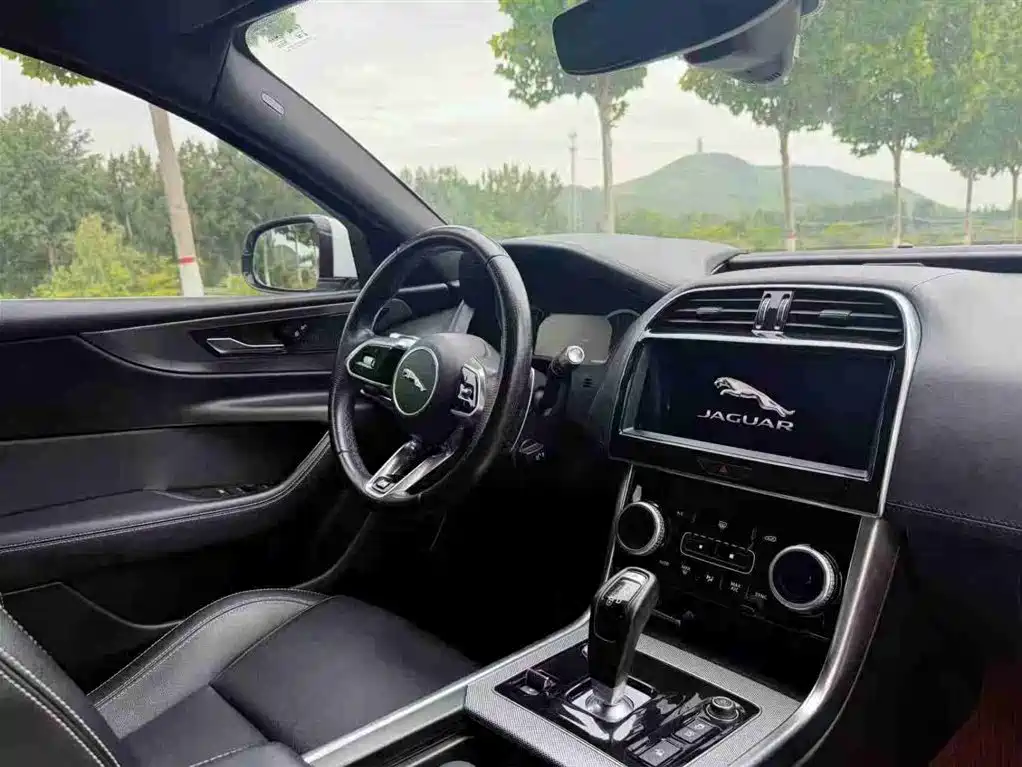 Jaguar XEL 2020 2.0T 200PS R-DYNAMIC S Sport
