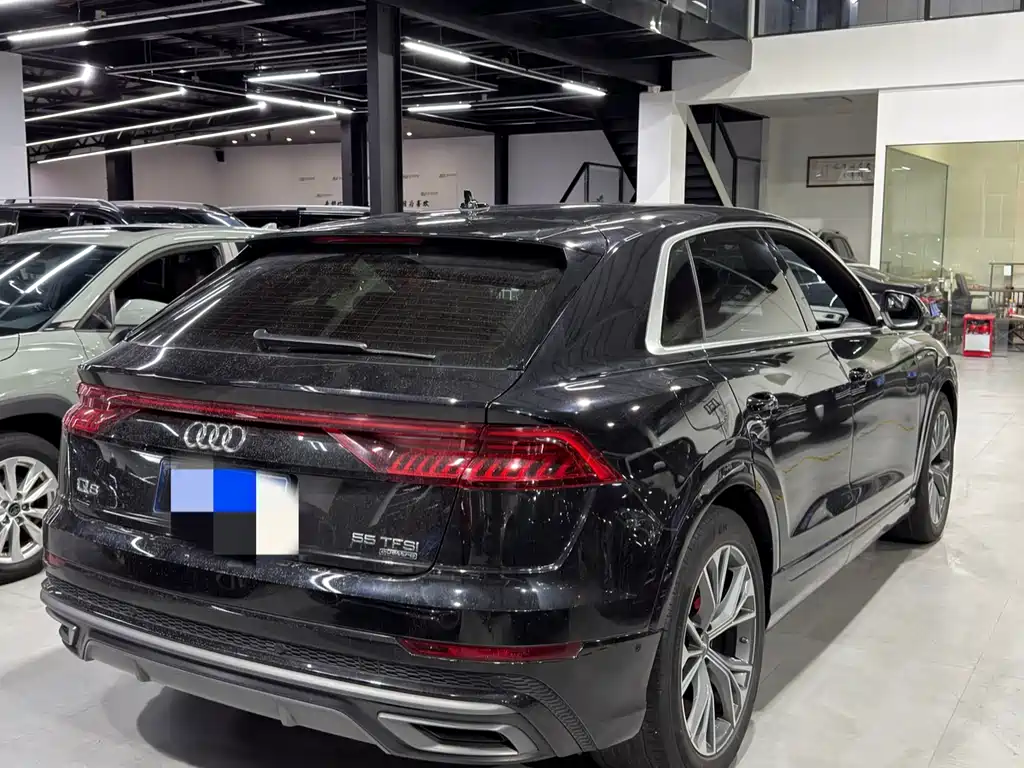 Audi Q8 2021 55 TFSI
