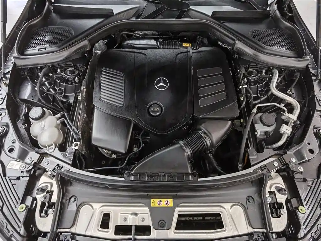 Mercedes-Benz GLC 2023 GLC 260 L 4MATIC 7 мест