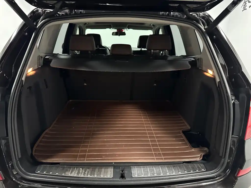 BMW X3 (Import) — миниатюра 11
