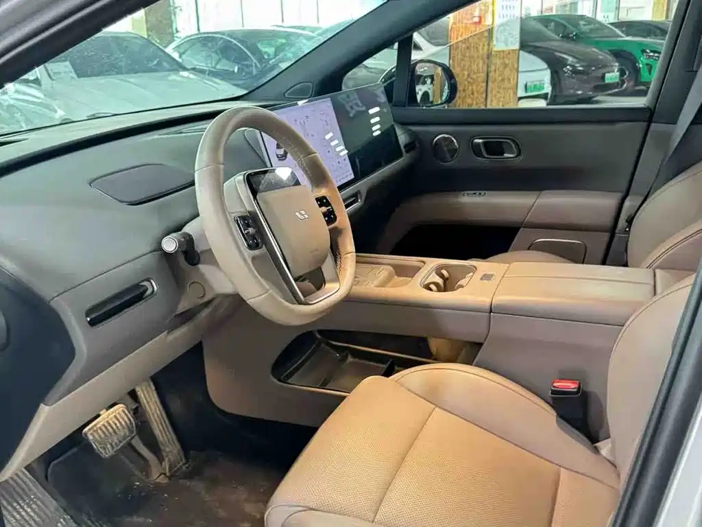 Li Auto Li L6 — миниатюра 3