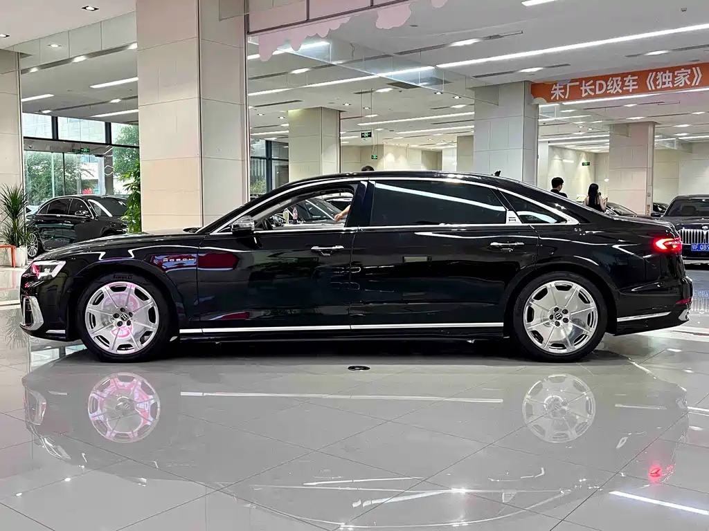 Audi A8 — миниатюра 3