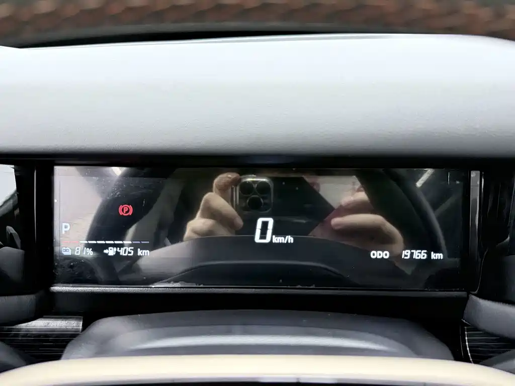 iCAR iCAR 03 — миниатюра 6