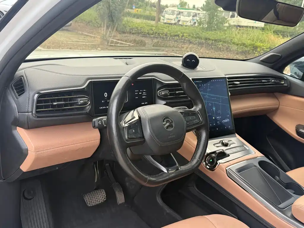 NIO ES6 — миниатюра 8