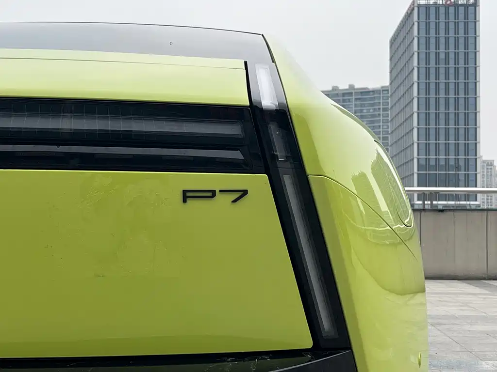 XPeng P7 — миниатюра 21