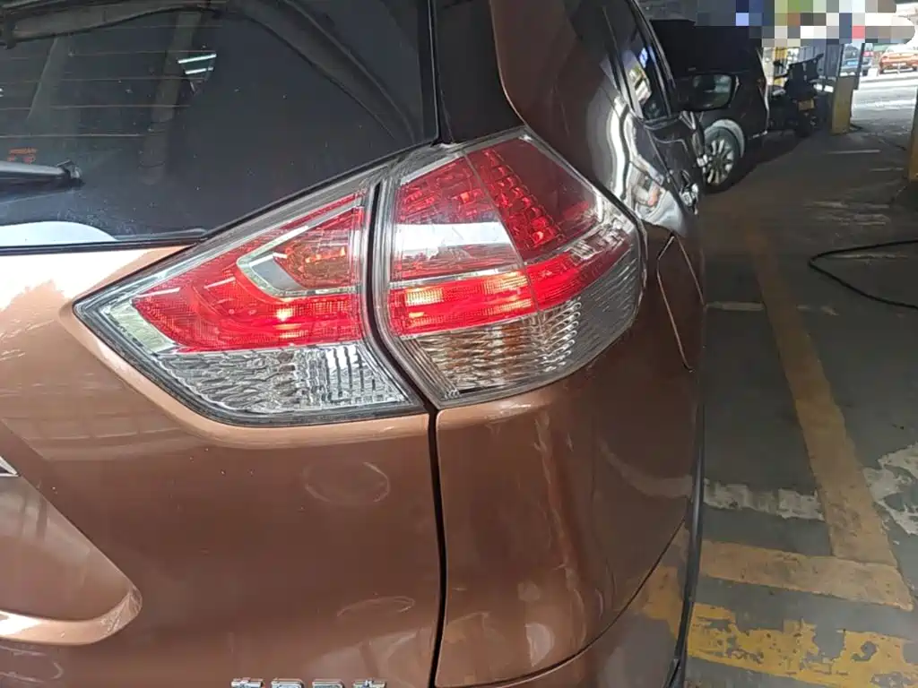 Nissan X-Trail — миниатюра 8