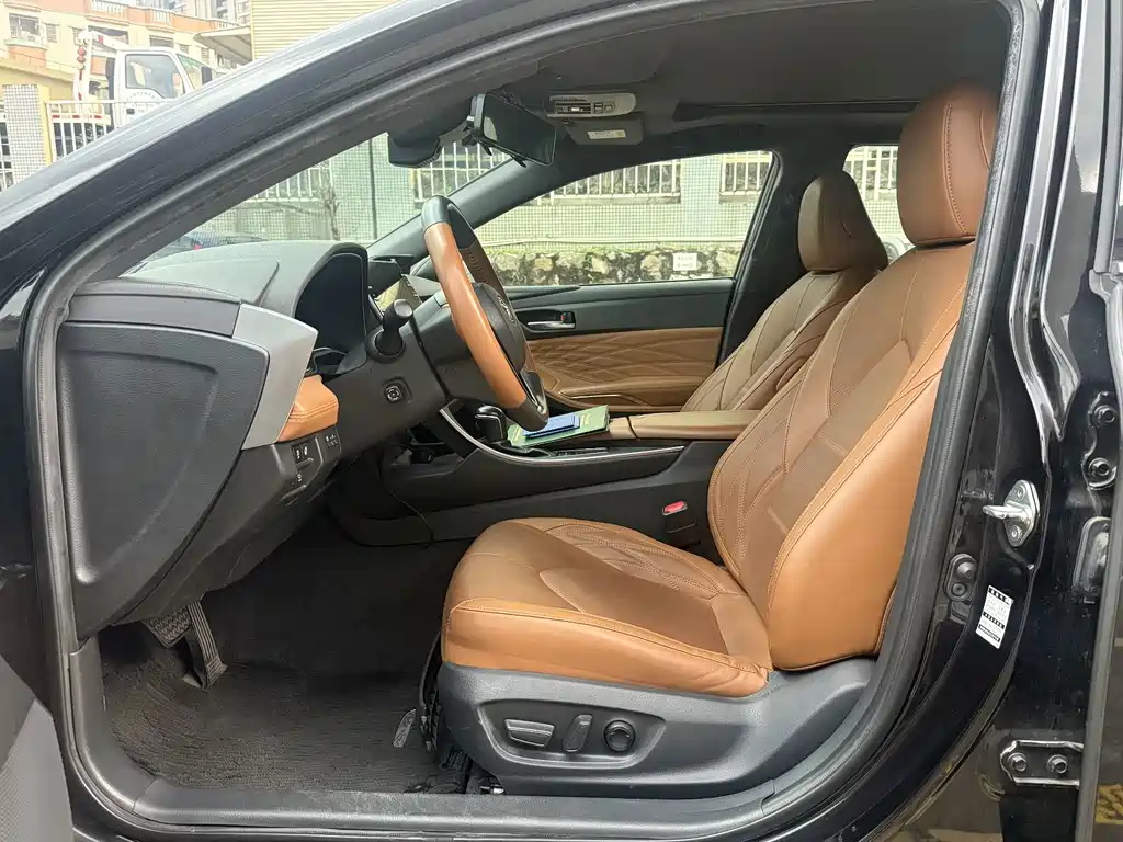 Toyota Avalon — миниатюра 17
