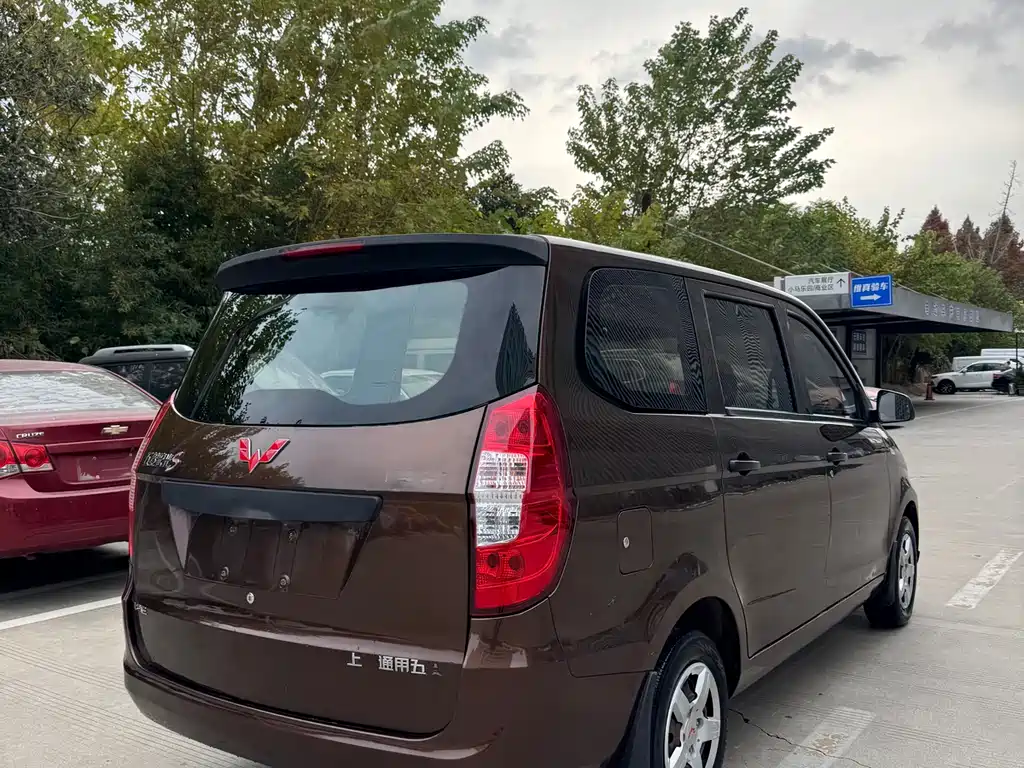 WULING AUTOMOBILE WULING HONGGUANG
