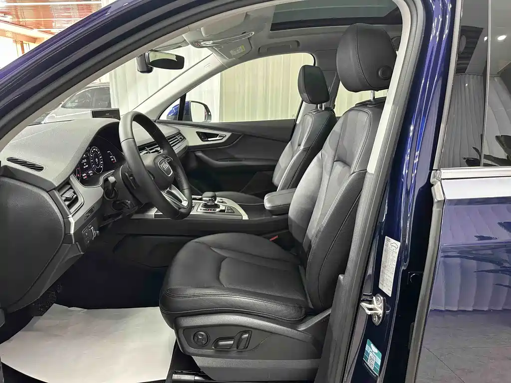 Audi Q7 2019 45 TFSI Comfort