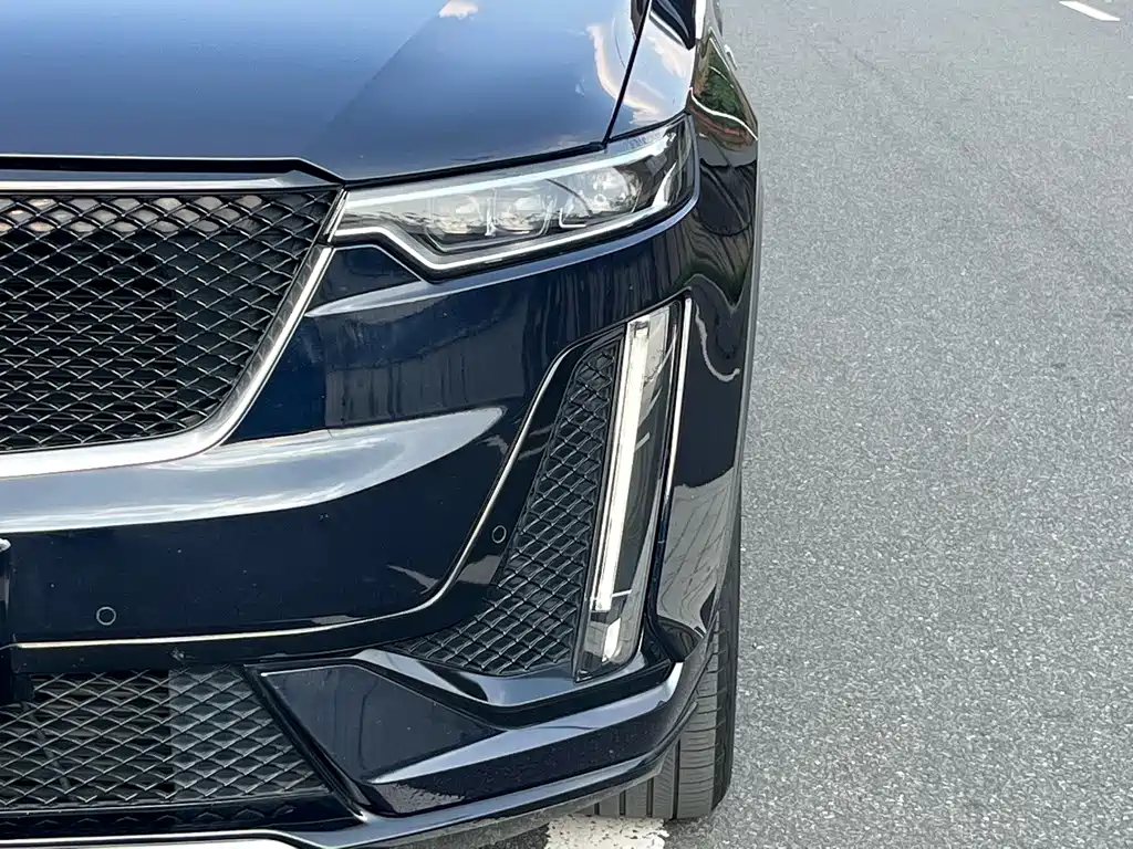 Cadillac XT6 — миниатюра 18