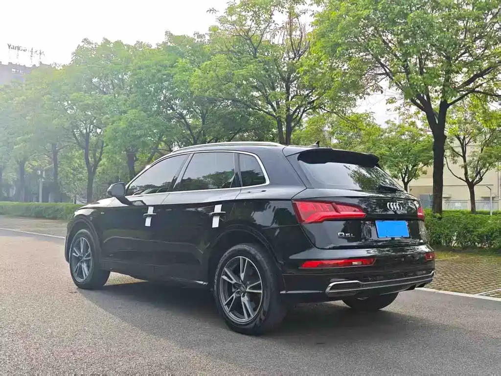 Audi Q5L 2020 40 TFSI Fashion