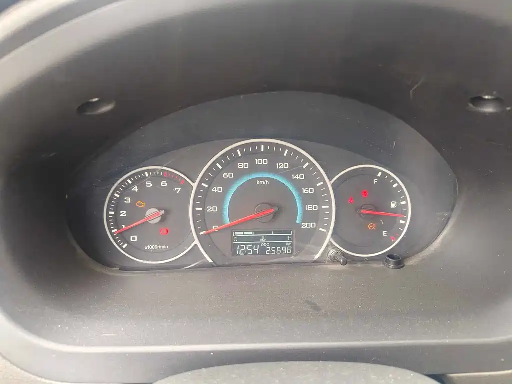 Wuling Rongguang V — миниатюра 4