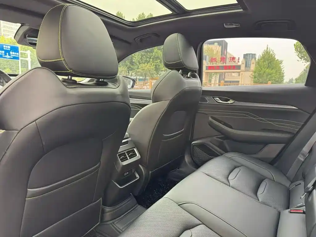 GEELY AUTOMOBILE XINGRUI