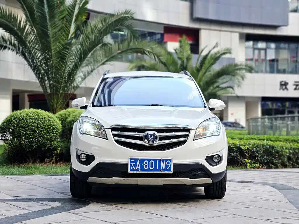 Changan CS35 — миниатюра 2