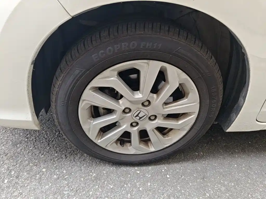 Honda Fit — миниатюра 23