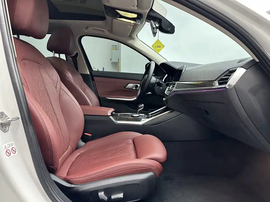 BMW 3 Series — миниатюра 13