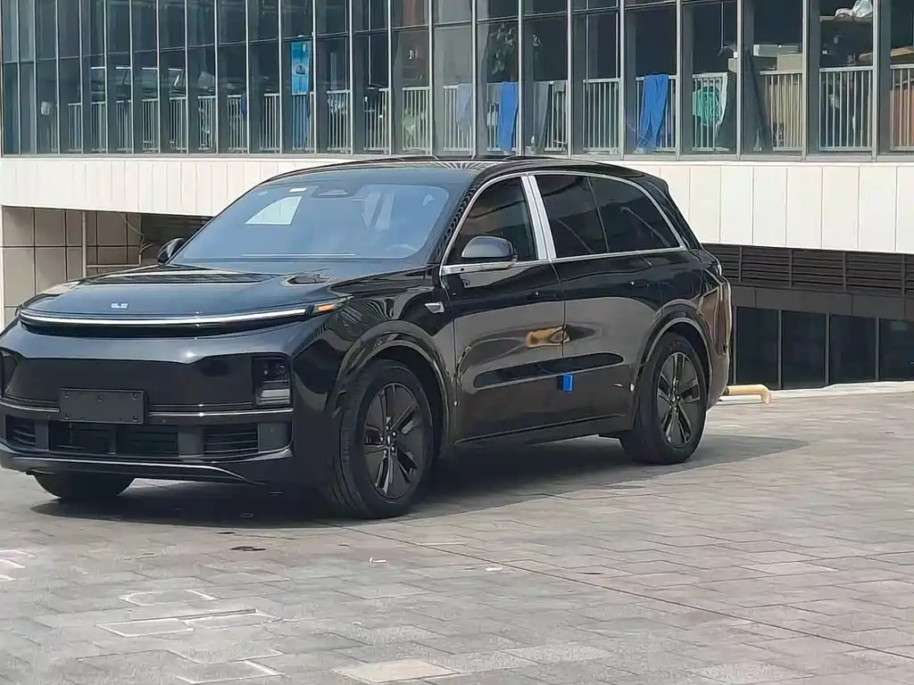 Li Auto L8 2023 Pro