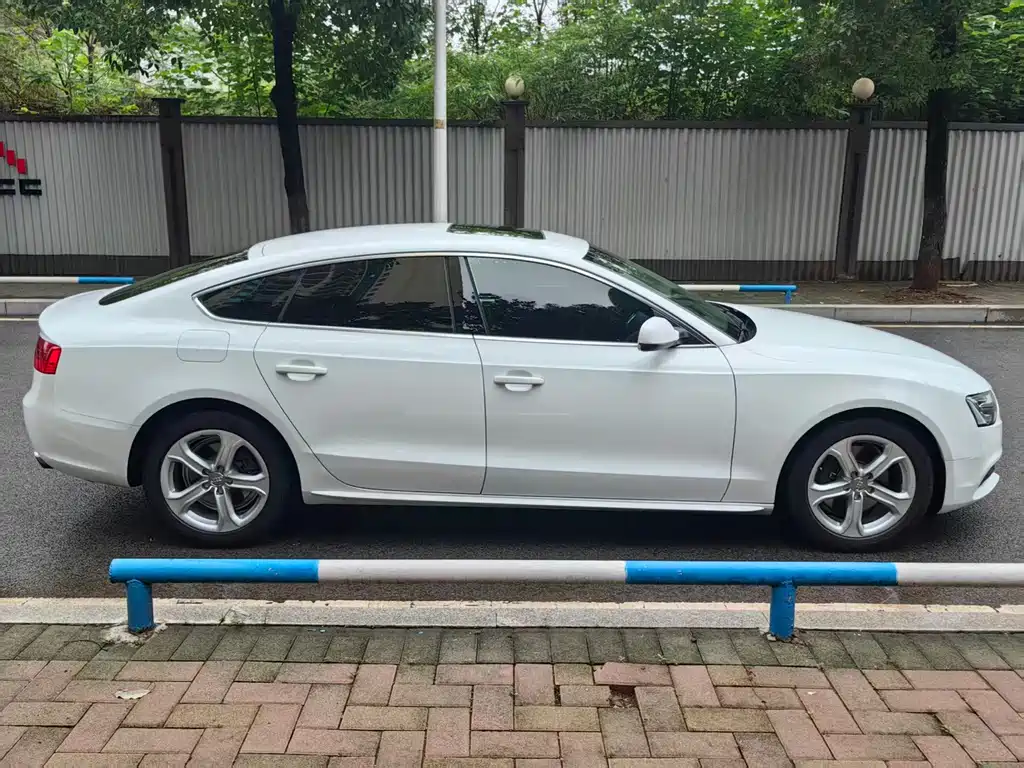 Audi A5 (Import) — миниатюра 4