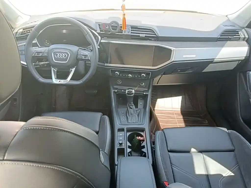 Audi Q3 Sportback — миниатюра 10