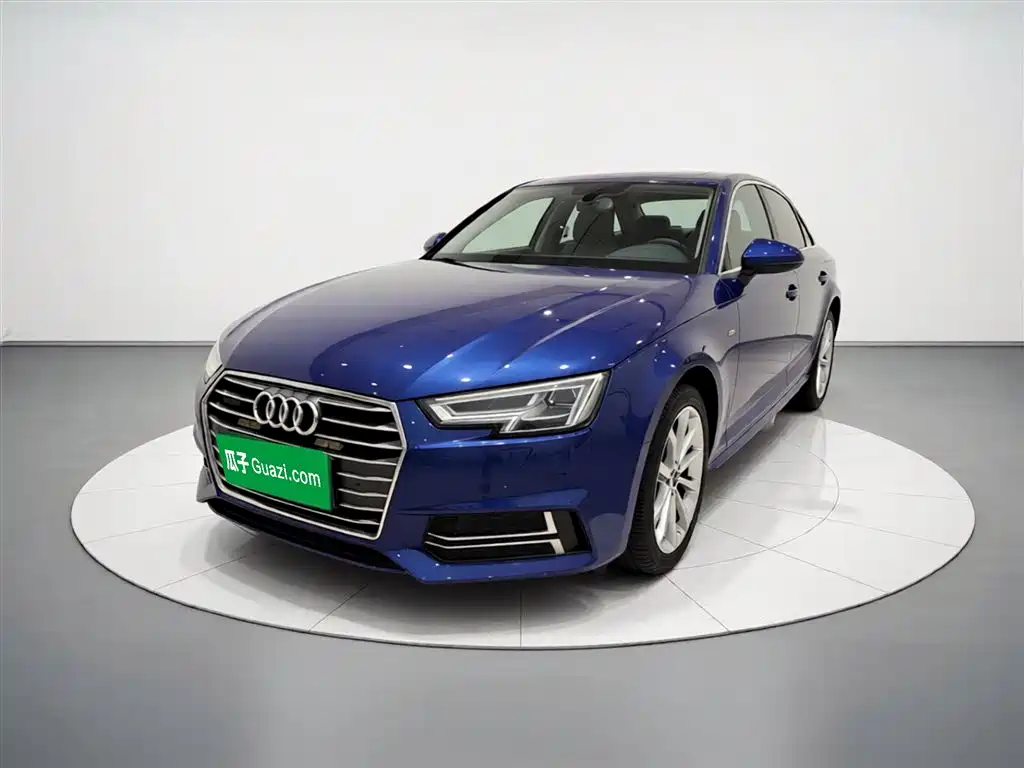 Audi A4L 2020