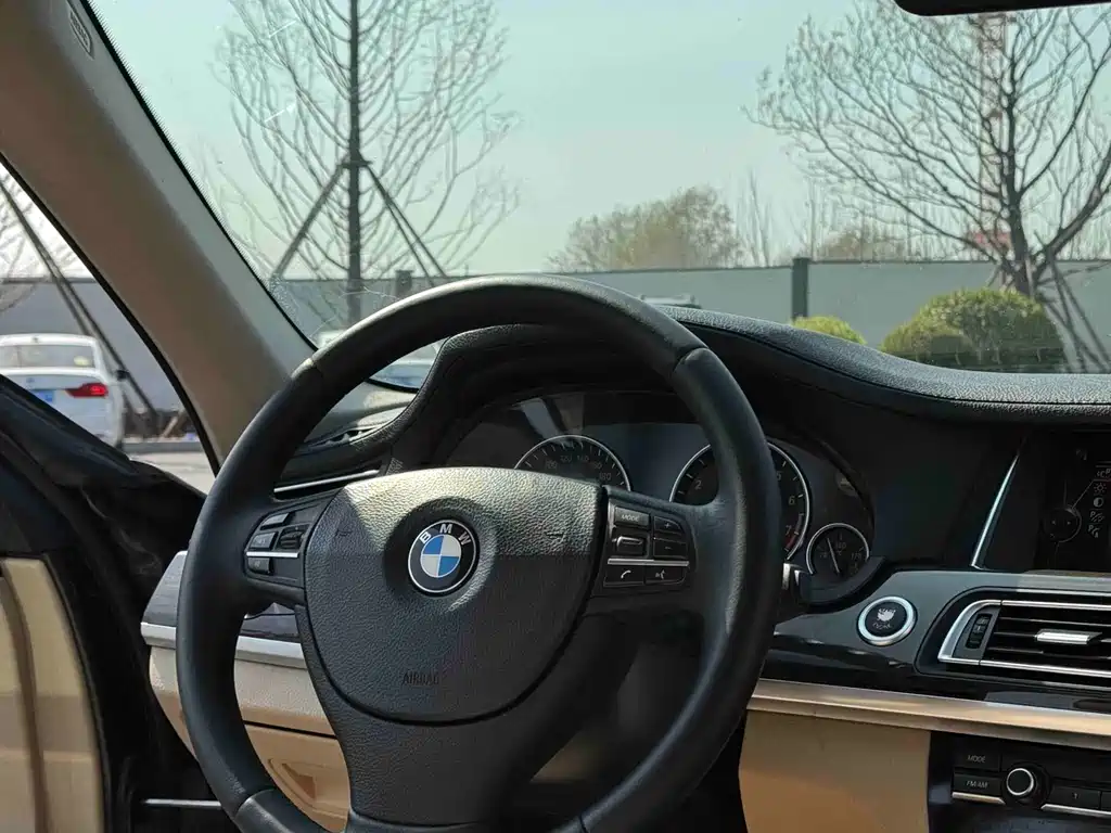 BMW 7 Series 7 2011 730Li Elegant