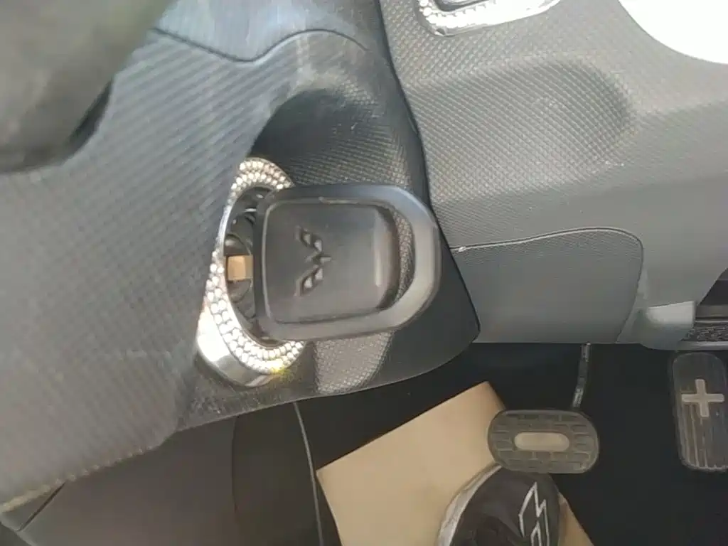 Wuling MINIEV — миниатюра 9