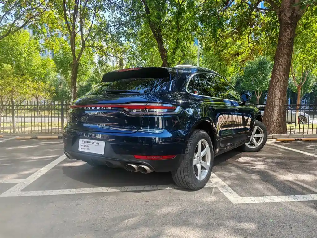 Porsche Macan — миниатюра 3