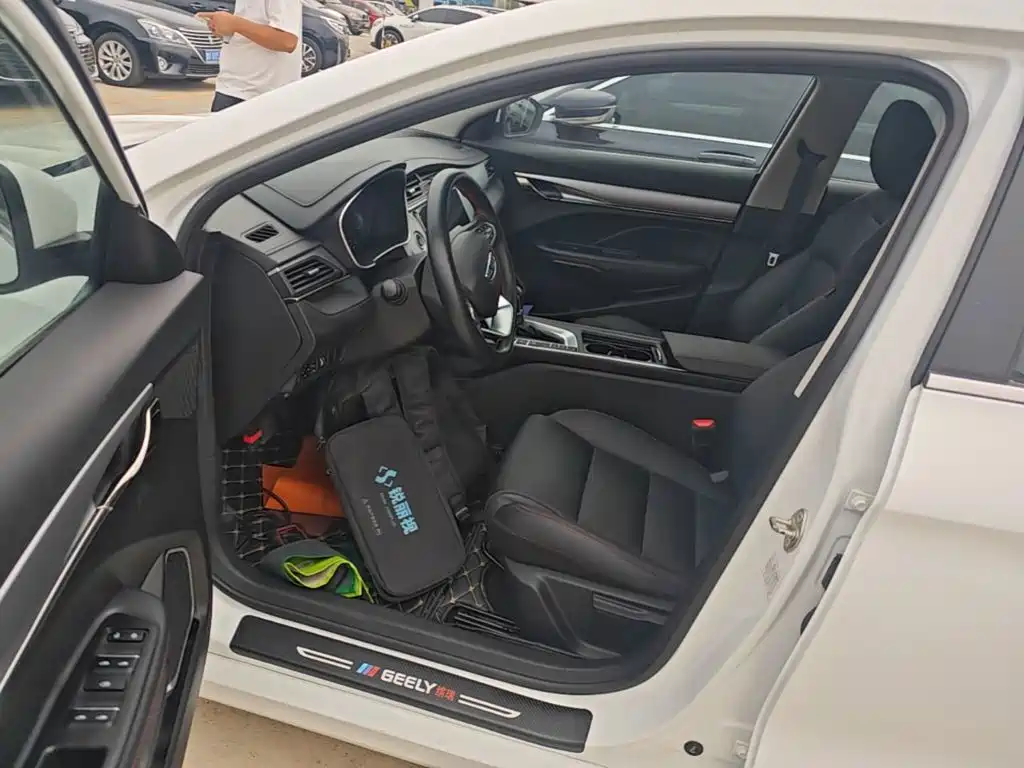 Geely Binrui — миниатюра 16