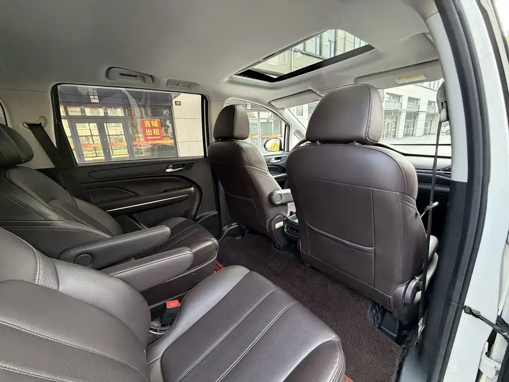 GAC Motor Trumpchi M6 — миниатюра 11