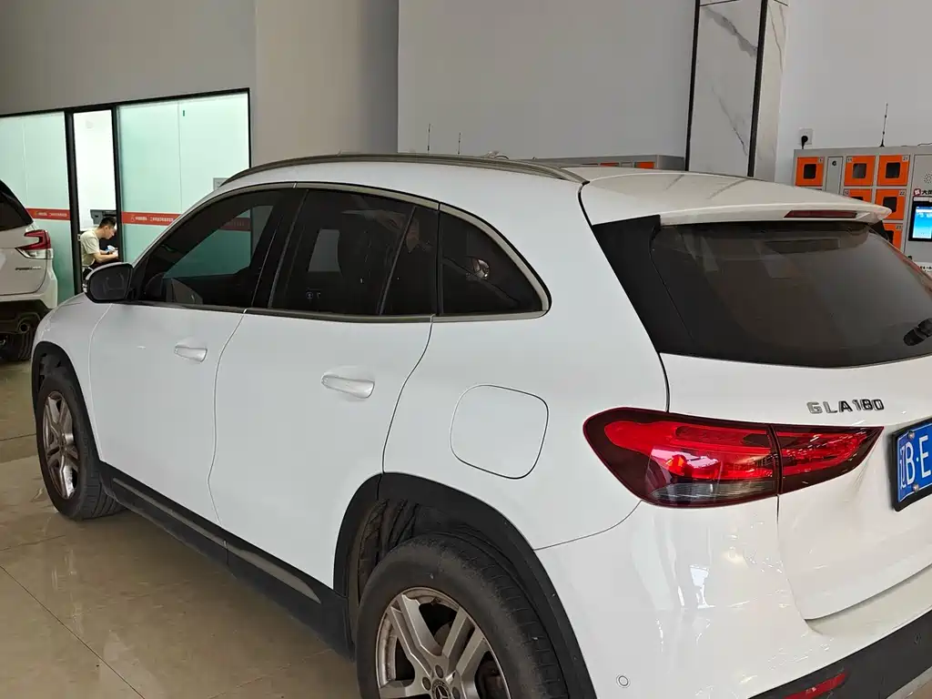 Mercedes-Benz GLA 2020 GLA 180