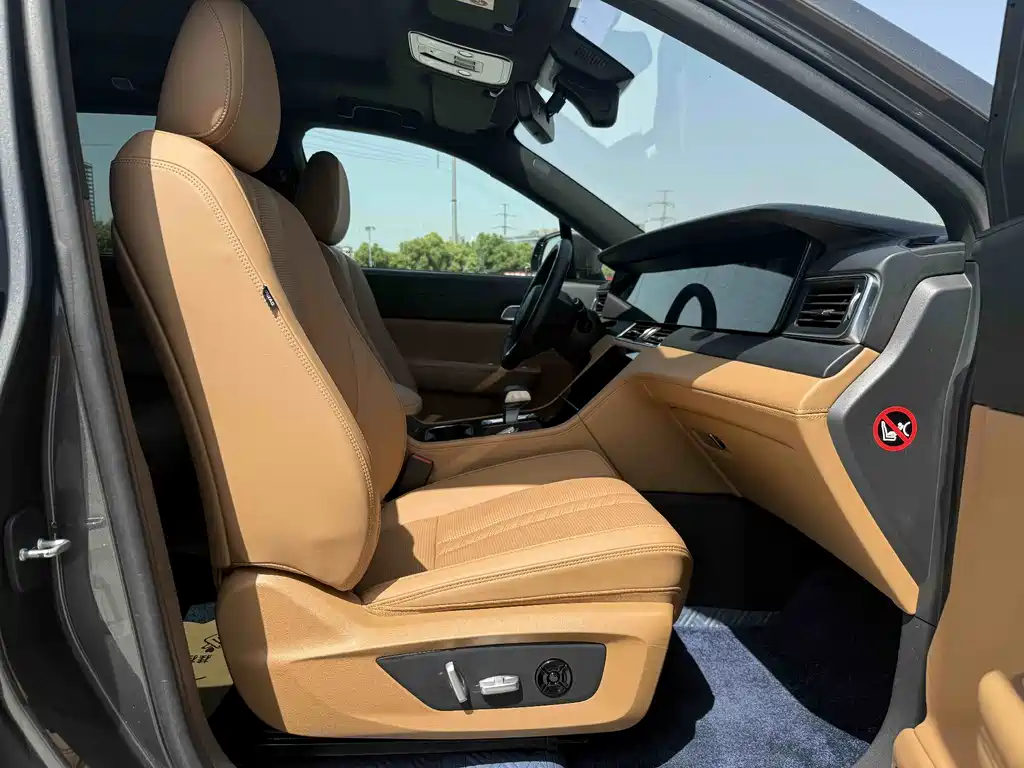 Li Auto ONE 2020 6 мест
