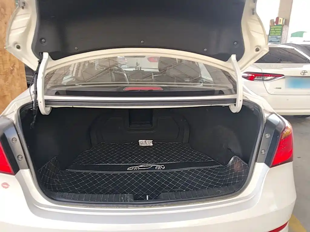 Hyundai Mistra — миниатюра 19