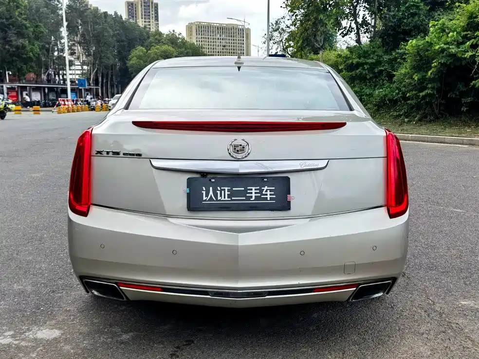 Cadillac XTS 2014 28T