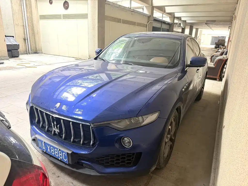 Купить Maserati Levante