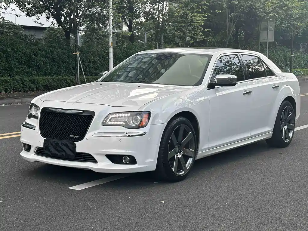 Chrysler 300C — миниатюра 2