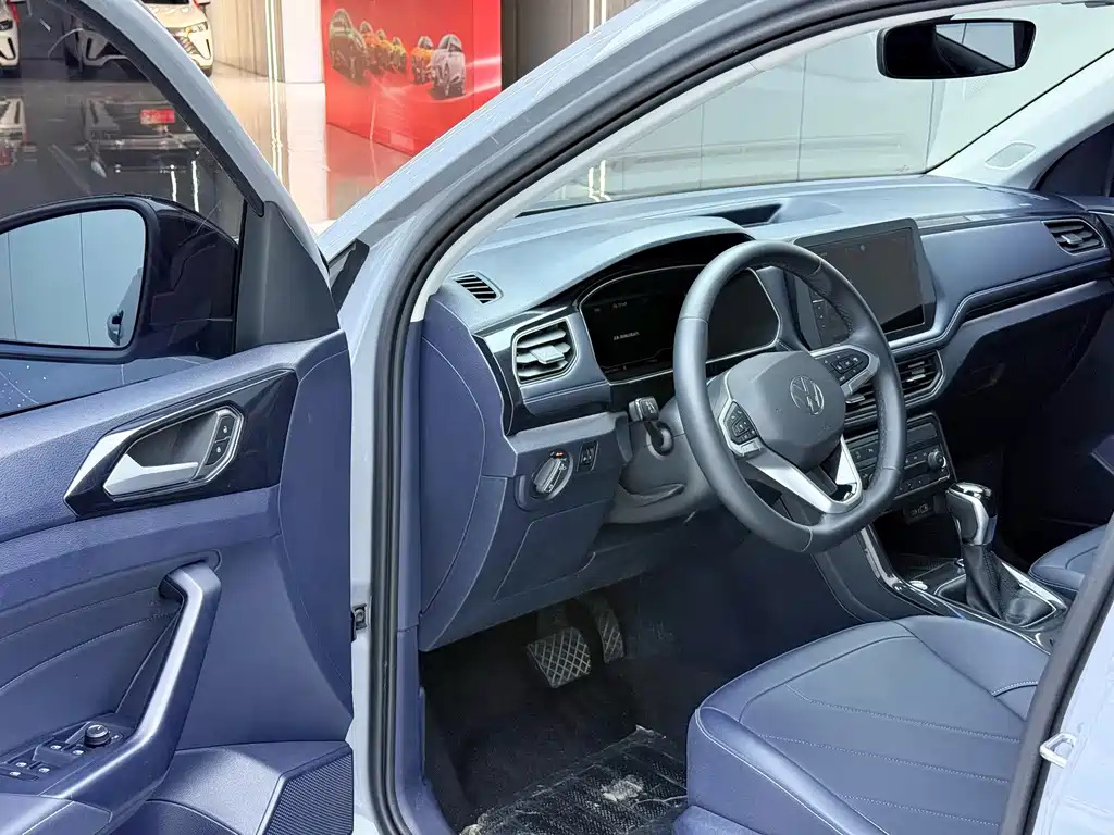 Volkswagen Tharu — миниатюра 4