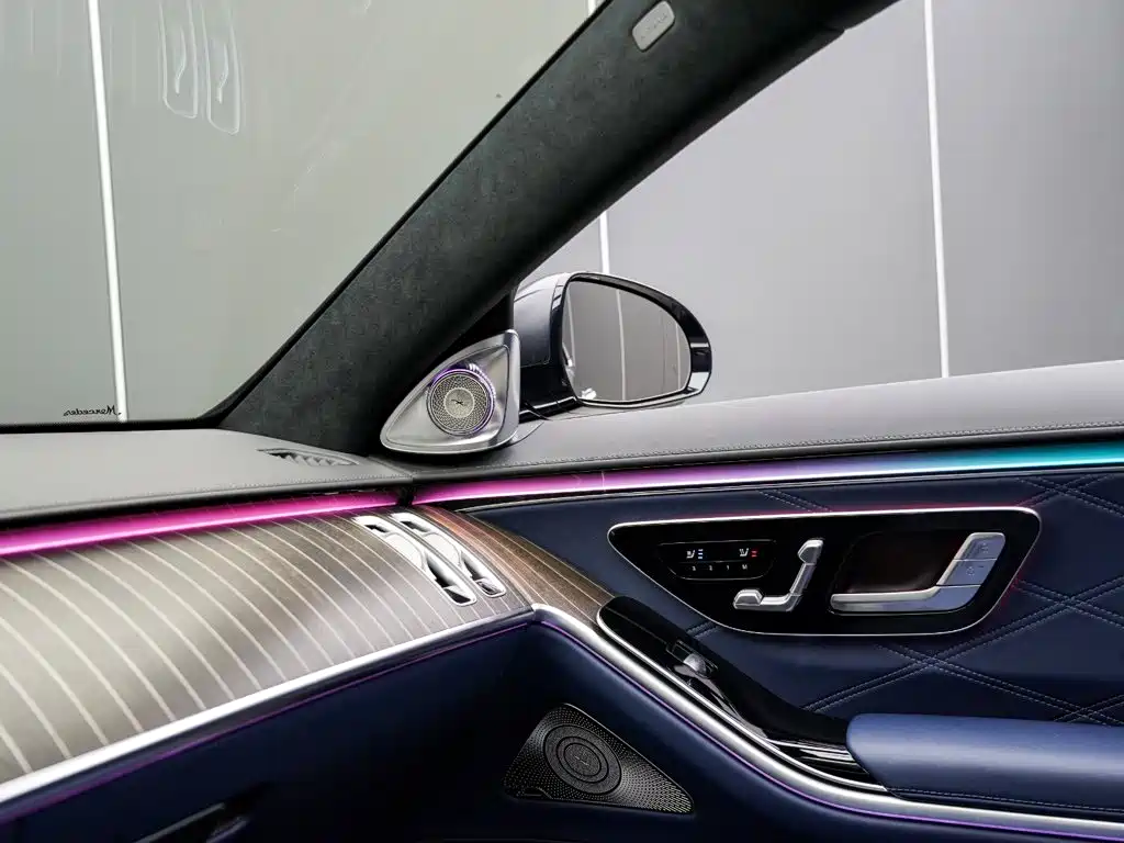 Mercedes-Benz S-Class — миниатюра 21