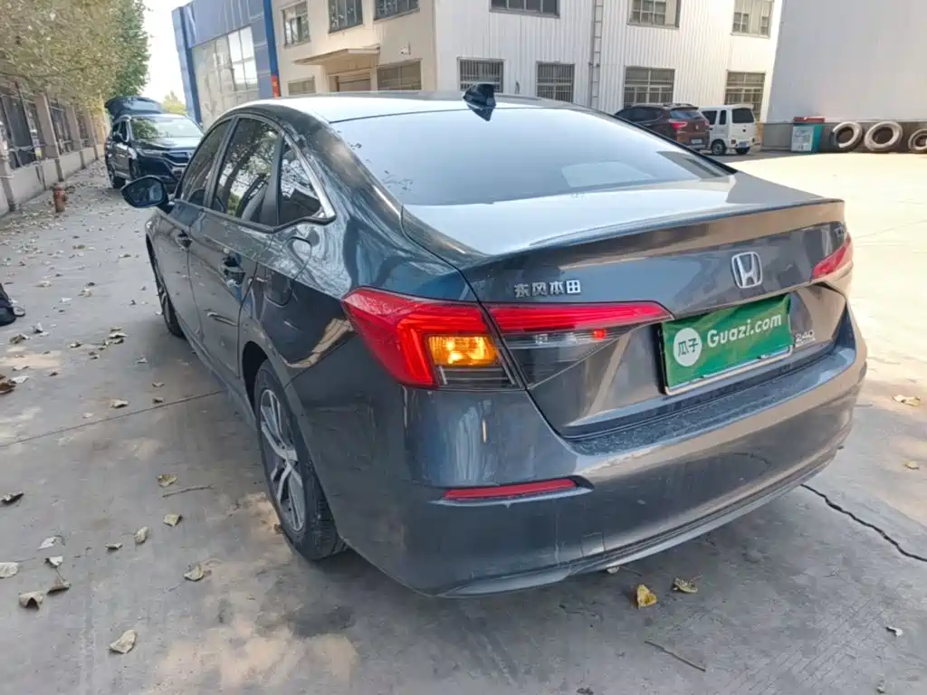 Honda Civic — миниатюра 5