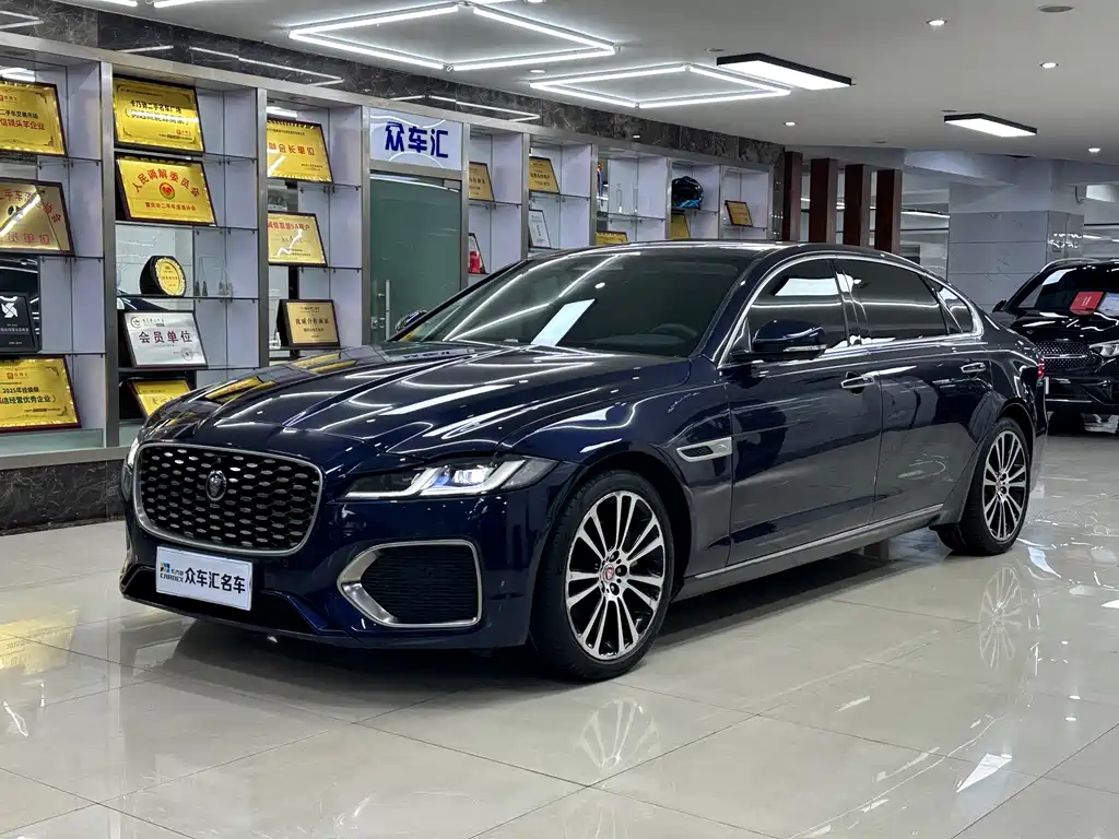 Купить Jaguar XFL
