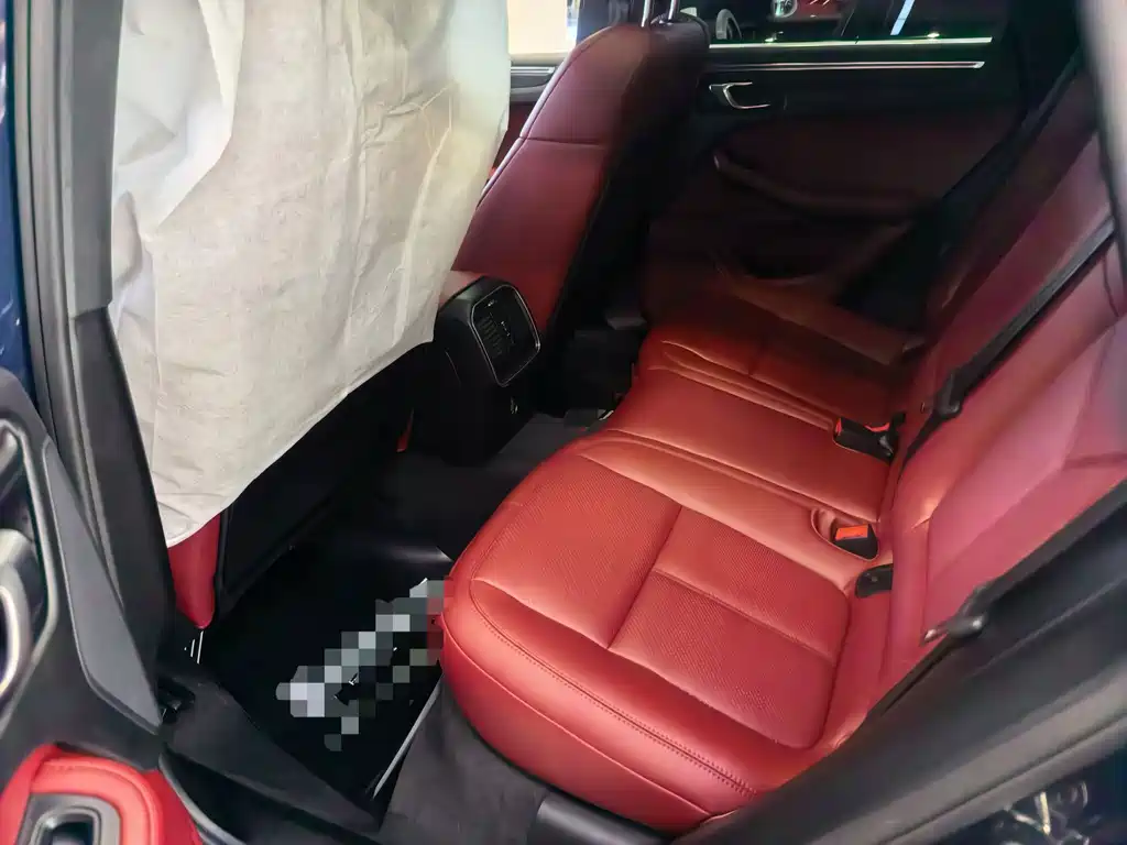 Porsche Macan — миниатюра 6