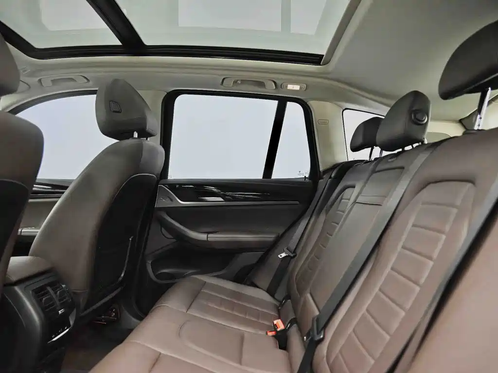 BMW X3 — миниатюра 30