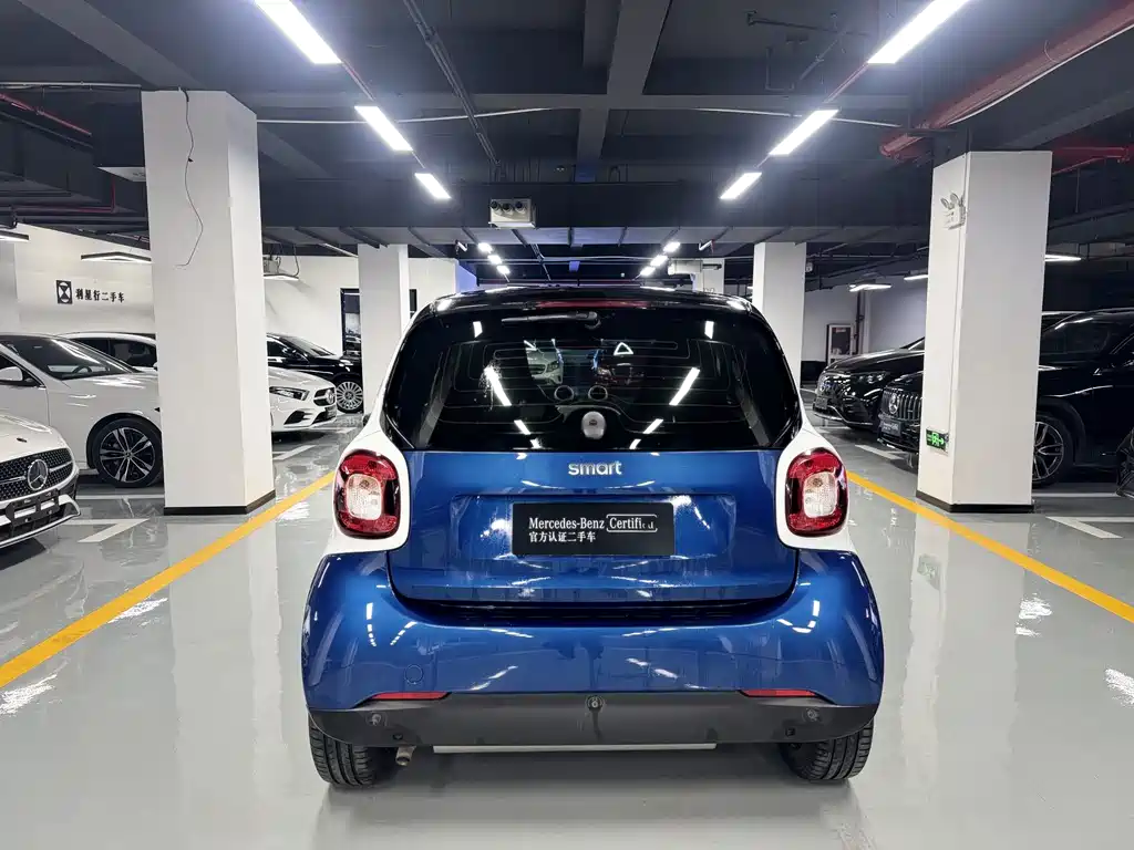 Smart fortwo 2015 1.0L 52