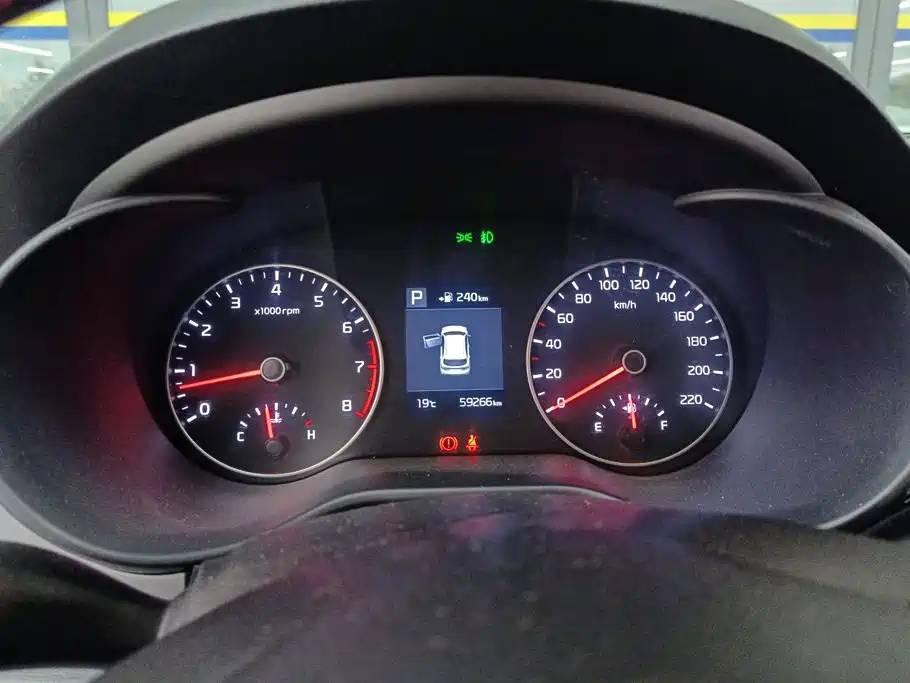 Kia KX Cross — миниатюра 14