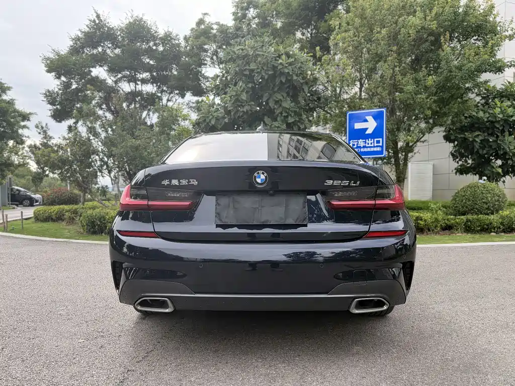 BMW 3 Series 3 2022 325Li M Sport