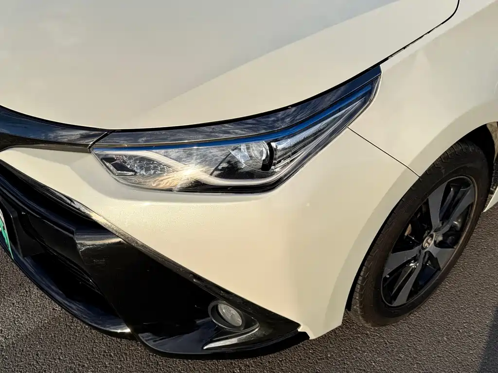 Toyota Levin Twin Engine E+ — миниатюра 21