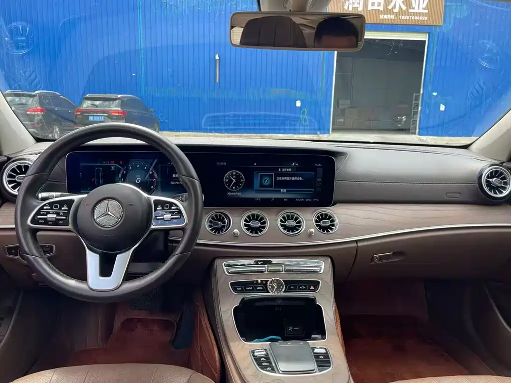 Mercedes-Benz E-Class E 2019 E 300 L Fashion