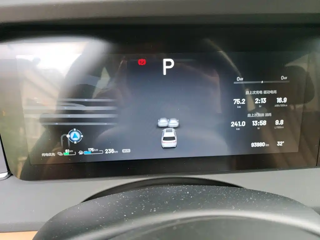 Li Auto ONE 2020 6 мест